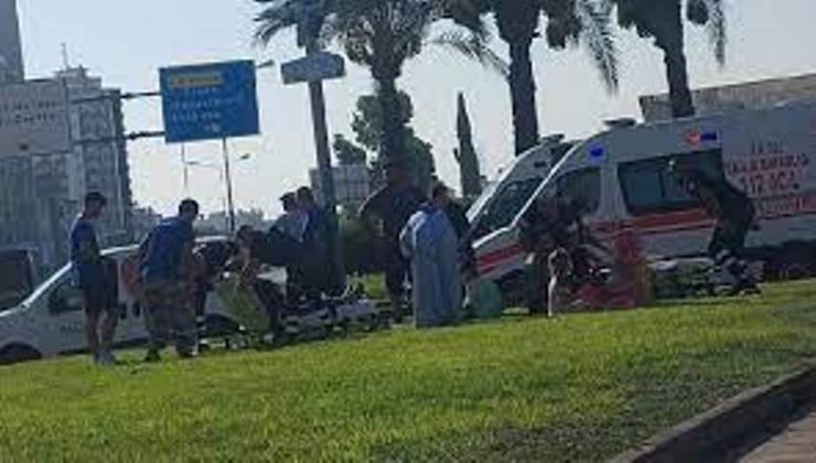 Mağusa’da kamyonun neden olduğu kazada 7 kişi yaralanırken aracın motor bölümünde de yangın meydana geldi