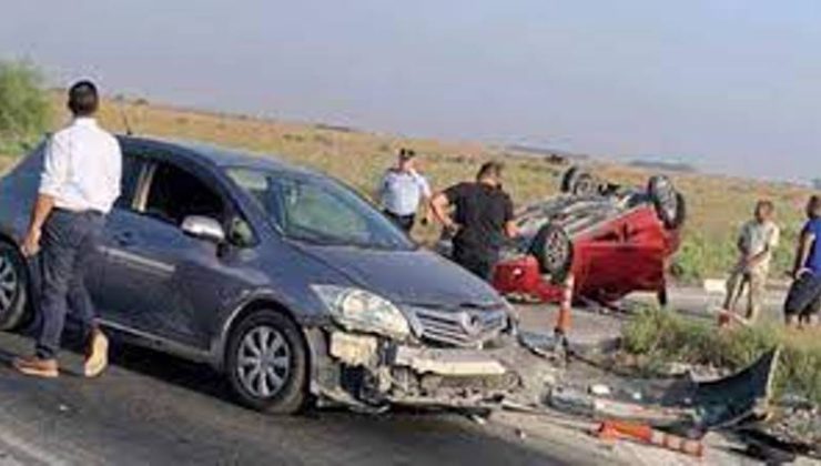 Lefkoşa – Mağusa Anayolundaki feci kazada araç ters döndü