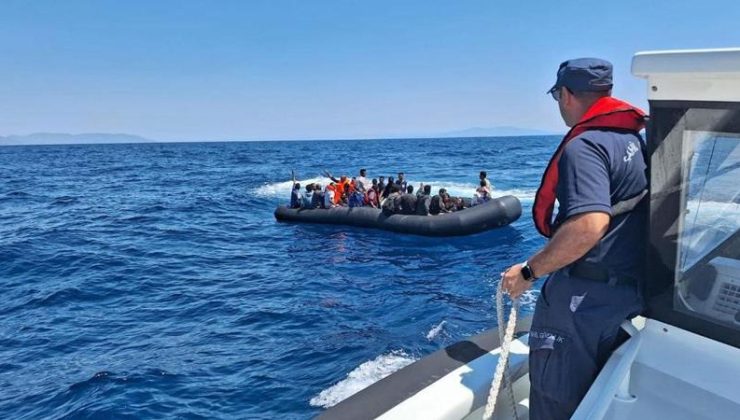 Çanakkale’nin Ayvacık İlçesi açıklarında 37 düzensiz göçmen tespit edilerek yakalandı