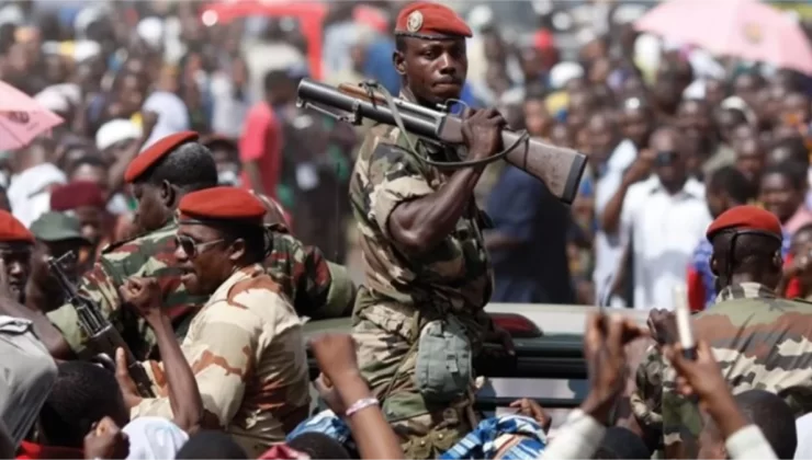 Libya ve Çad, ECOWAS’ın askeri müdahale başlatması durumunda Nijer’i destekleyeceklerini açıkladı