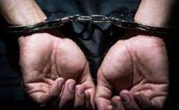 Ercan Havaalanından çıkış yaparken valizinden tabanca şarjörü ve 15 adet mermi çıktı A.M tutuklandı