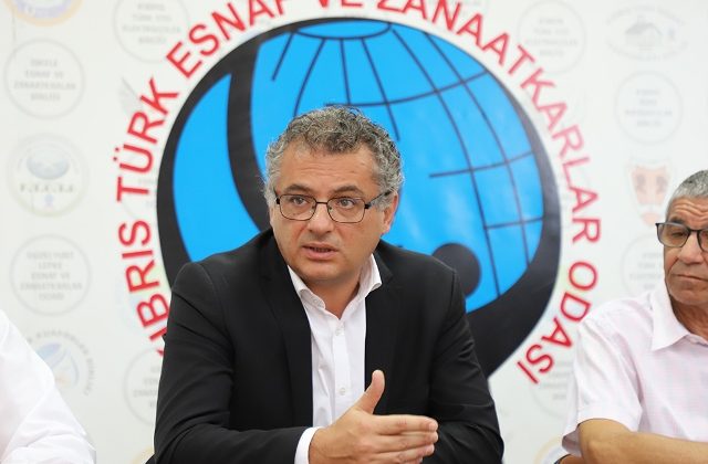 Erhürman: Memleket en derin ekonomik ve demokratik krizini yaşarken “iskemle oyunu” devam ediyor