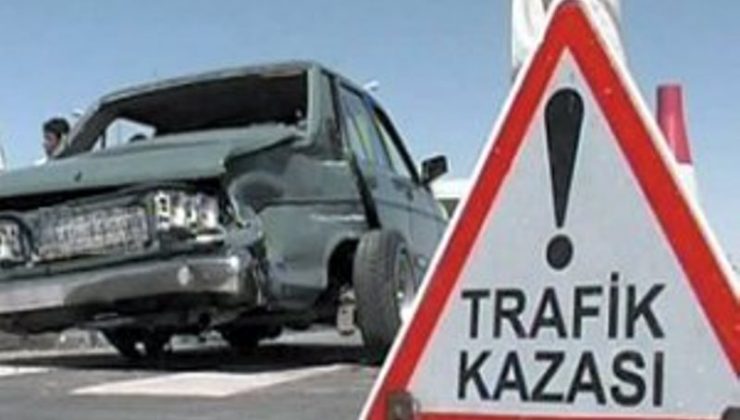 Lefkoşa-Gazimağusa ana yolu üzerinde, araç kullanırken kalp krizi geçirdi trafik levhalarından sonra çelik bariyerlere çarptı