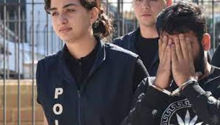 Mersin’den küçük bir tekne ile 11 kişi olarak KKTC’ye geldiler ortada kalınca polis sığındı