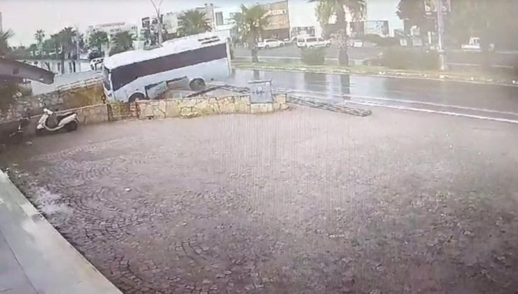 Bodrum’da midibüs dere yatağına böyle uçtu