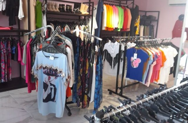 Girne’de kozmetik ve giyim mağazasından 12 bin 968 TL’ik kozmetik ürünü çalan kadın tutuklandı