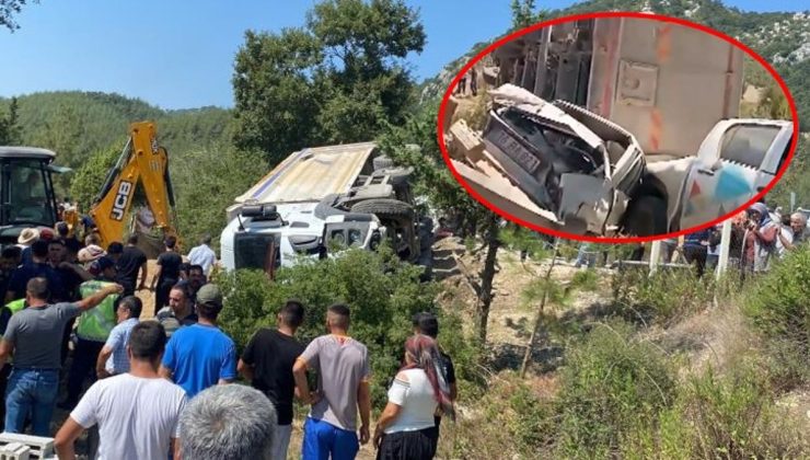 Kamyonun cenaze merasimi alanına daldığı kaza yerinden ilk görüntüler