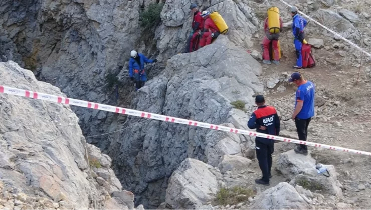 Mersin’de mağarada mide kanaması geçiren ABD’li bilim insanı tahliye edilecek! Avrupa seferber oldu