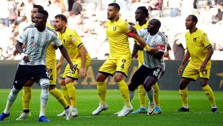 Beşiktaş protestolar arasında İstanbulsporu 2-0 mağlup etti