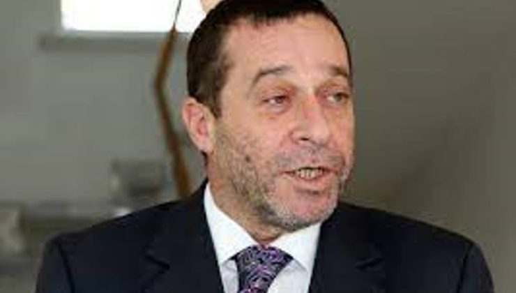 Serdar Denktaş ” Biz önce Kıbrıslı Türk kimliğimize sahip çıkmalıyız’