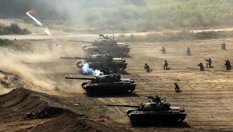 Çamurova ve Kumköy tatbikat alanlarında tank silahlarıyla atış yapılacağı için o bölgeye girmek yasak