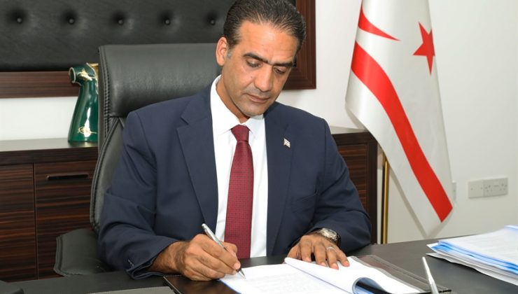 Sadık Gardiyanoğlu, ”Belirlenecek olan asgari ücret 2024 yılının Ocak ayından itibaren geçerli olacak”