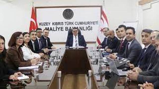 Berova, ülkemizde bulunan Muhasebat Genel Müdürü Dr. Nazmi Zarifi Gürkan ve üst düzey heyetini kabul etti. 