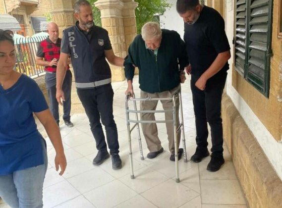 Sahte reçete yolsuzluğu soruşturmasında 2 Eczacı ve 1 doktor tutuklanarak mahkemeye çıkartıldı