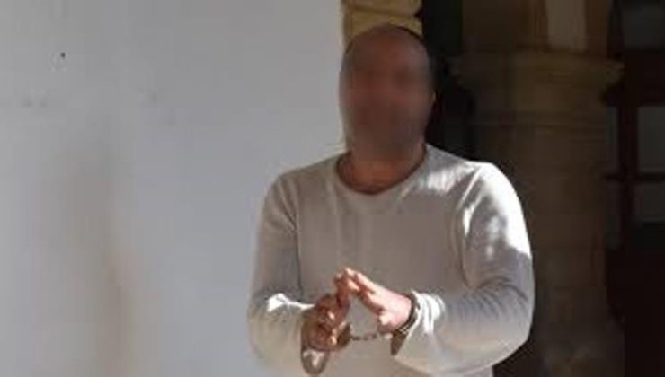 İkamet izinsiz suçundan tutuklandı deport edileceği esnada dolandırıcılık suçu ortaya çıktı