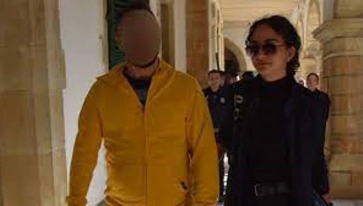 Doktor olmadığı halde doktorluğa soyunup tıbbi müdahale ile ben almaya kalkışınca tutuklandı