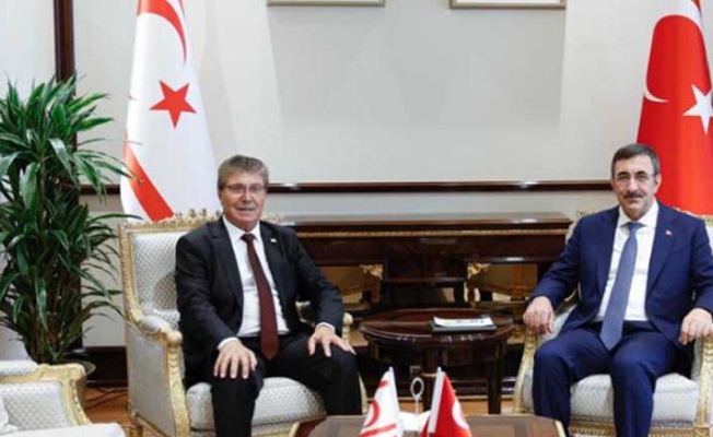 Üstel ile Yılmaz enerji konusununu yanısıra İktisadi ve Mali İşbirliği Protokolü’nün aşamalarını görüştüler
