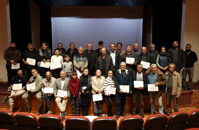 Temal Arıcılık eğitimi tamamlayanlara sertifikaları dağıtıldı