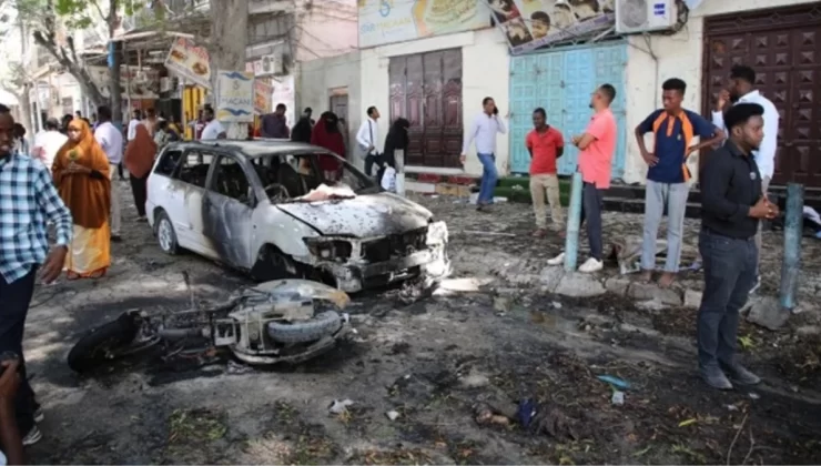 Mogadişu’da intihar saldırısı! En az 3 kişi hayatını kaybetti