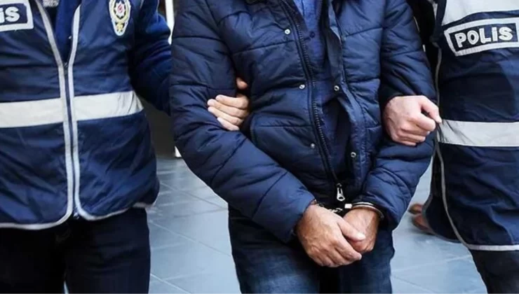 Narkotik Lefkoşa ve Lapta’da tasaruflarında uyuşturucu madde bulduğu 2 kişiyi tutukladı