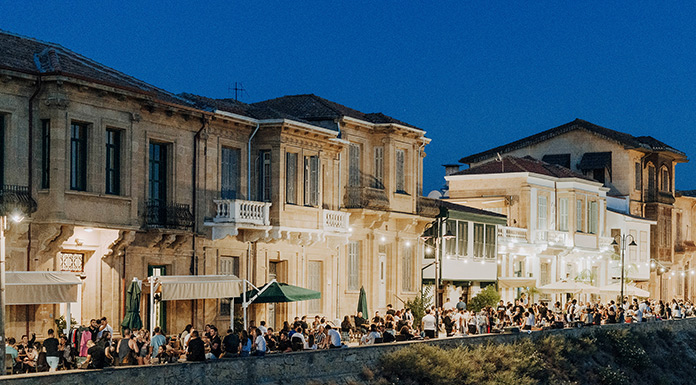 Lefkoşa’da Zahra sokakta olay yaratmak için toplanan 14 kişi tutuklandı