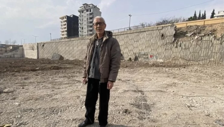 Ebrar Sitesi’nden sağ çıkan vatandaş konuştu: ‘Burayı bize depreme dayanıklı diyerek sattılar’