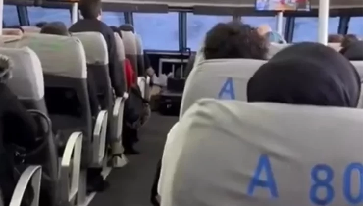 Fırtınaya yakalanan deniz otobüsünde korku dolu anlar kamerada