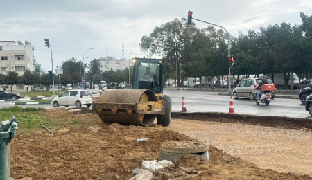 Gazimağusa’da yol genişletme çalışmasının ikinci etabına başladı.