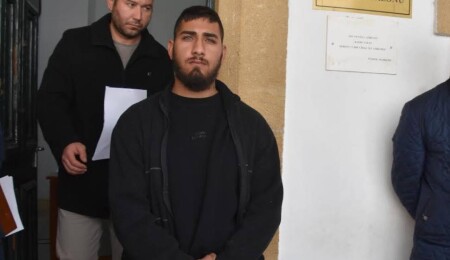 TIR dorsesi içerisinde ülkeye gizlice sokulan 6 mültecinin pasaport ve cep telefonlarını çalan Atilla Alaslan 3 gün tutuklu kalacak