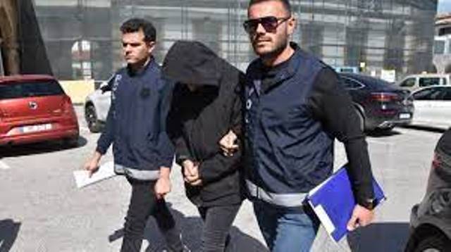 Lefkoşa Sanayi Bölgesinde, İskele’de bir Otel’de ve Kurtuluş’ta bir ikametgahta hırsızlık meydana geldi, 3 kişi zanlı olarak tutuklandı