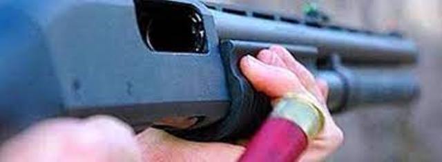 82 yaşındaki adam evine girmeye çalışan hırsıza av tüfeği ile ateş açıp yaraladı 2.5 yıl hapis yatacak