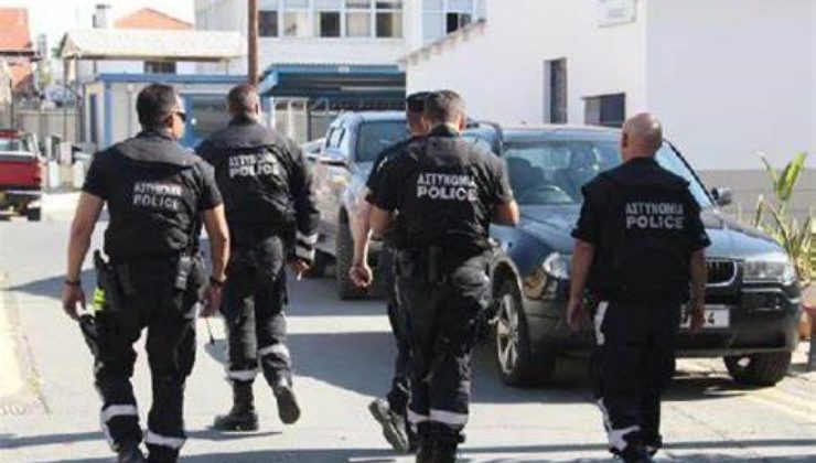 Güney Kıbrıs’ta yaşayan Kıbrıslı Türk’ün aracında 12 paket halinde 7.5 kilo Hintkeneviri tespit edilince, tutuklandı