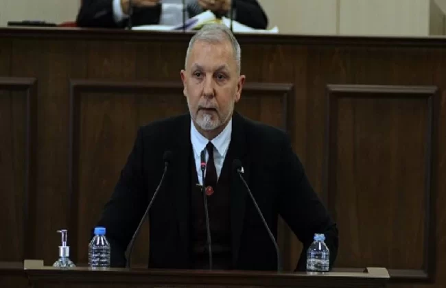 Serhat Akpınar ”Devlet yüksek eğitim alanına sahip çıkmalı ve sürecin hassas bir şekilde ülkeye ve eğitime en az hasar şekilde atlatılması gerek”