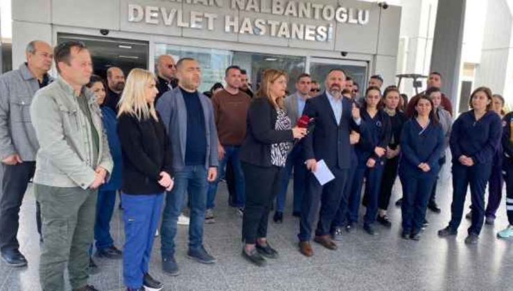 KTAMS, Dr. Burhan Nalbantoğlu Devlet Hastanesi önünde anti demokratik, partizanca uygulamalar yaptığını ileri sürdüğü Sağlık Bakanını protesto etti