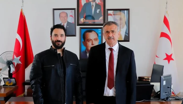 Gazimağusa Belediyesi, Ramazan’ın geleneksel eğlencesi haline gelen Karagöz ve Hacivat gölge oyununun, Ramazan ayı boyunca sahneleyecek
