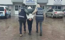 Komşusunun evini soymak için iftara gitmesini bekledi