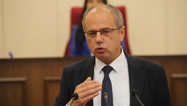 Özuslu ”UBP Askeri Suçlar Yasası ivedilik almasına karşın 5 aydır oyalıyorsun, ya nedenini açıkla yada görevinden istifa et”