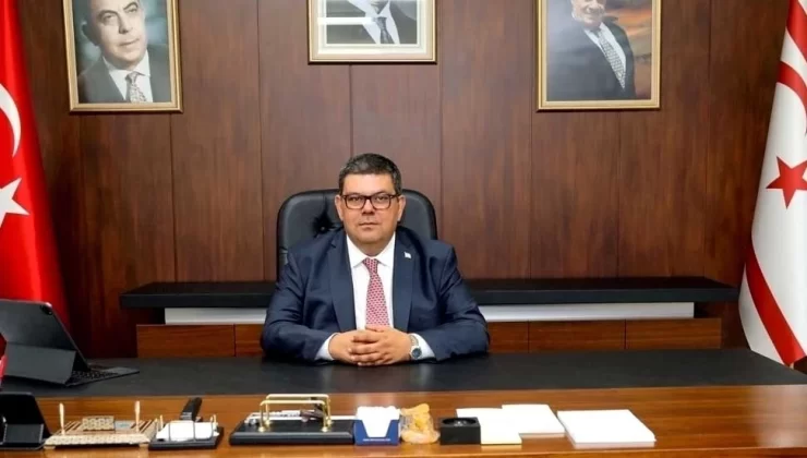 Özdemir Berova ” Devlet Tiyatro Binası’nın yapımı için ihale sürecini başlatıyoruz”