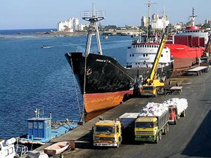 Mağusa Limanında demirli bir gemi içerisinde yangın tüpünün patlaması sonrasında 1 kişi yaralandı