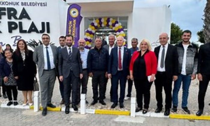 Bafra Halk Plajı Bostancı Beach Restaurant, yenilenerek dün düzenlenen törenle açıldı.