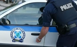 Baf’ta polislerin otellere “komando baskınları” yapmasına otel yetkilileri tepki göstertti