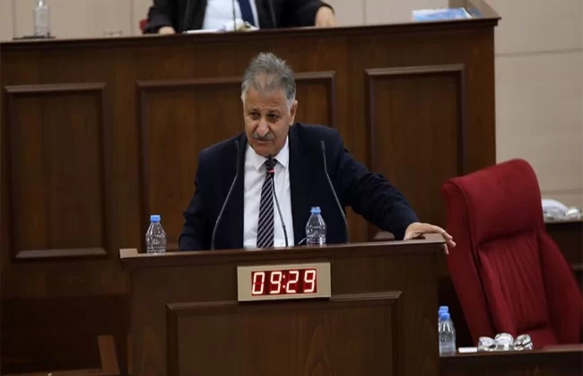 Ziya Öztürkler gitti, yerine Ali Pilli geldi !…