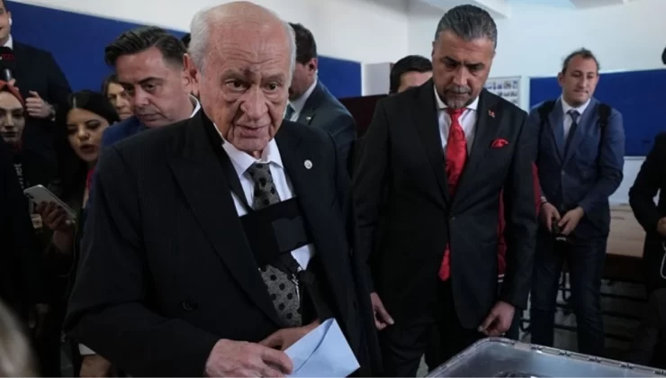 Yüzü mor görüntüleri gündem olmuştu! İşte MHP lideri Devlet Bahçeli’nin son hali