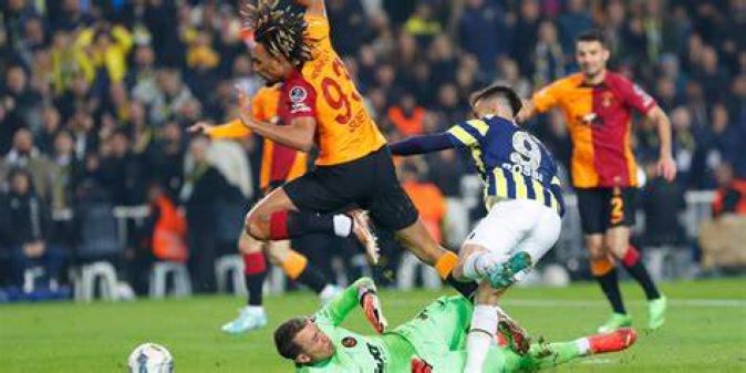 Galatasaray – Fenerbahçe derbisinin tarihi belli oldu!
