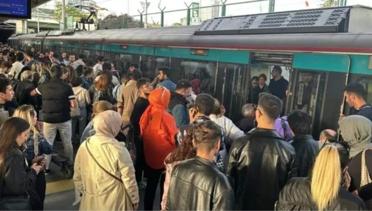 Marmaray’da intihar! Kendini raylara bırakan kadın yaşamına son verdi