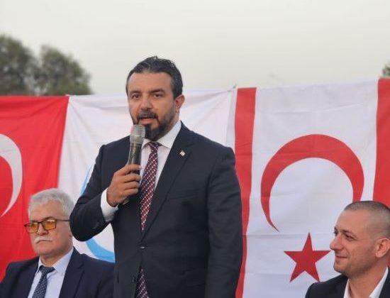 Bertan Zaroğlu ”İlk turda her parti kendi adayını göstermelidir