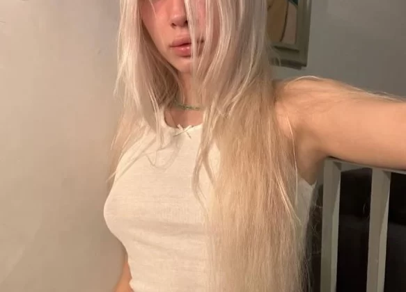 Aleyna Tilki’nin cesur kostümü sınıfta kaldı