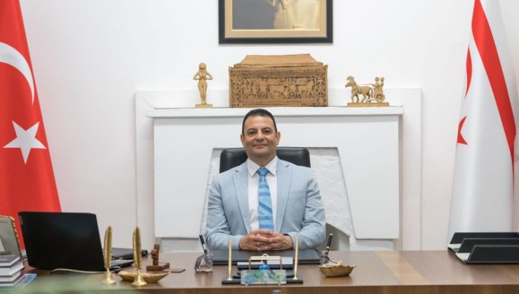 Kıbrıs Üniversiteler Birliği (KÜB) yeni yönetim kurulunu belirledi: Yeni Başkan ARUCAD Rektörü Prof. Dr. Asım Vehbi oldu     