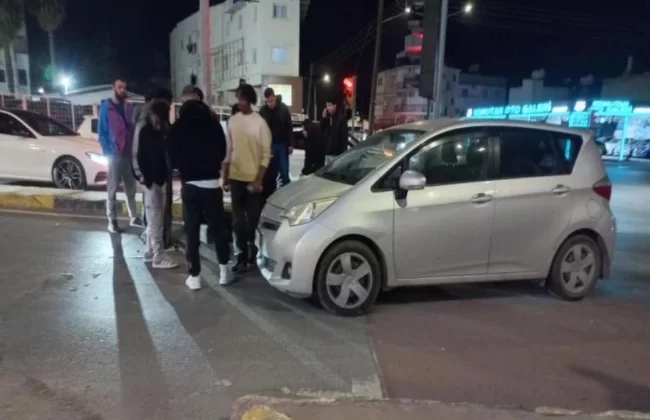 Ortaköy’de yolu karşıdan karşıya geçmeye çalışan yayayda araba çarptı