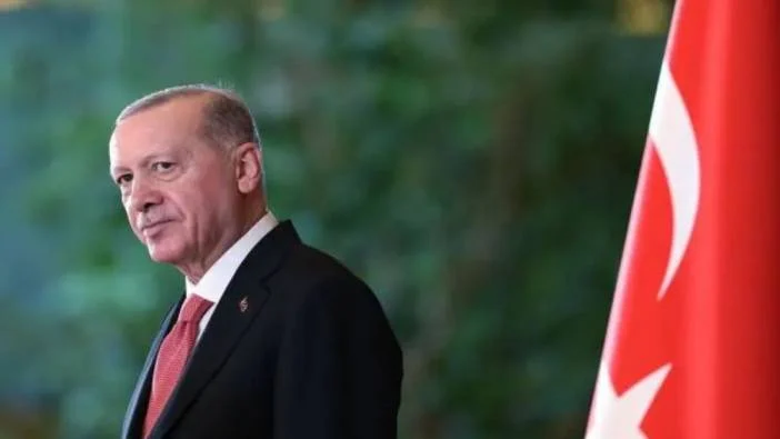 Erdoğan’ı geride bıraktı zirveye yerleşti. Son ankette sürpriz sonuç